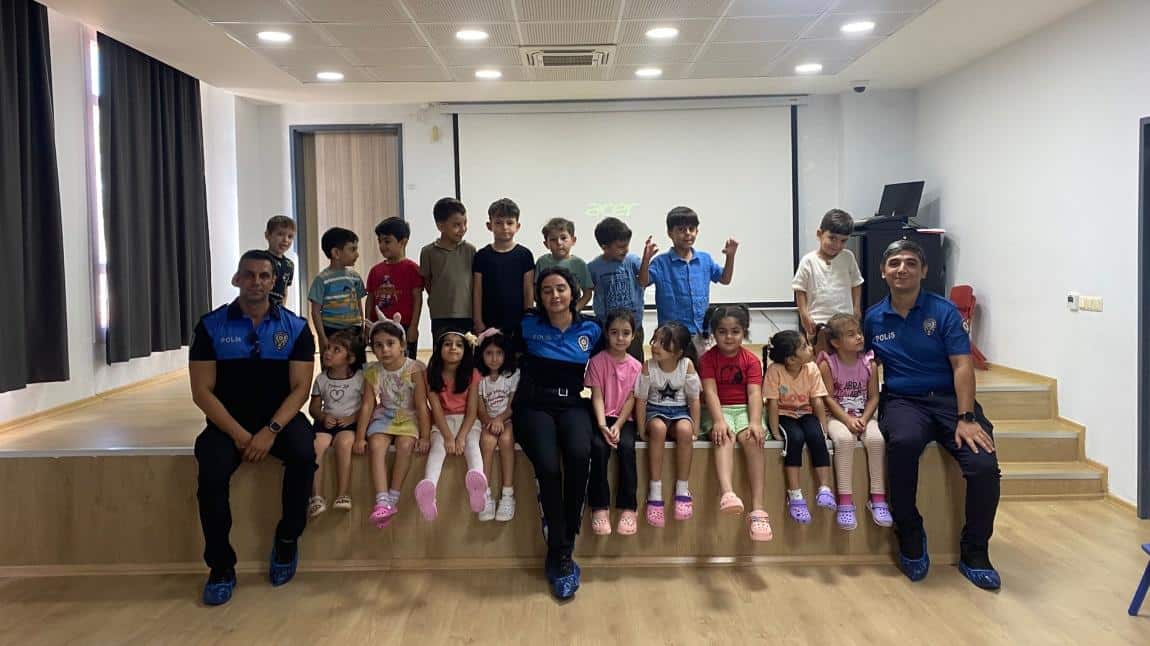 GÜLEN YÜZLER ANAOKULU 2025-2026 EKİM AYI 5 YAŞ TAM GÜN ŞEBEMİZ MESLEK TANITIMI  ETKİNLİĞİMİZ...